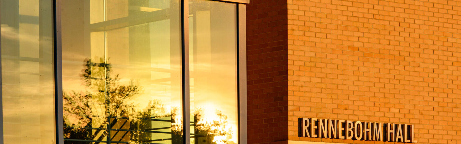 picture of the school of pharmacy building, Rennebohm Hall