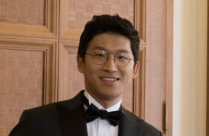 headshot of Woo-jin Jeong