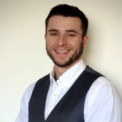 Nate Jones Headshot