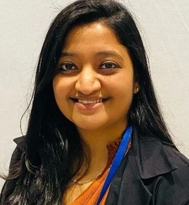 Riya Bhavsar headshot