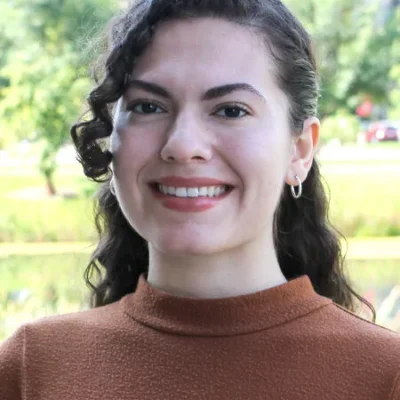 Natalie Gonzalez Velazquez headshot