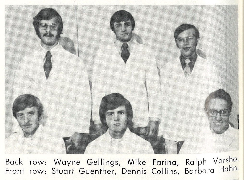 Black and white photo of Class of 1975 pharmacy students