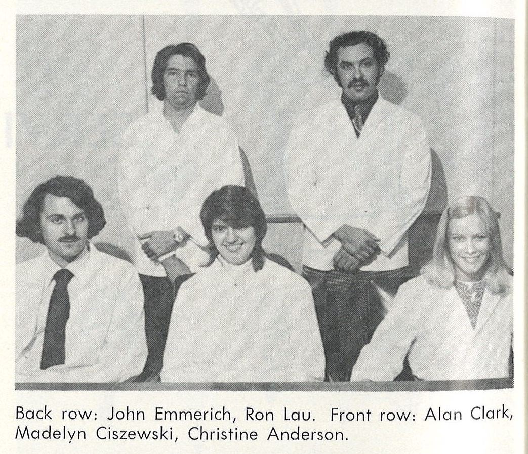 Black and white photo of Class of 1975 pharmacy students