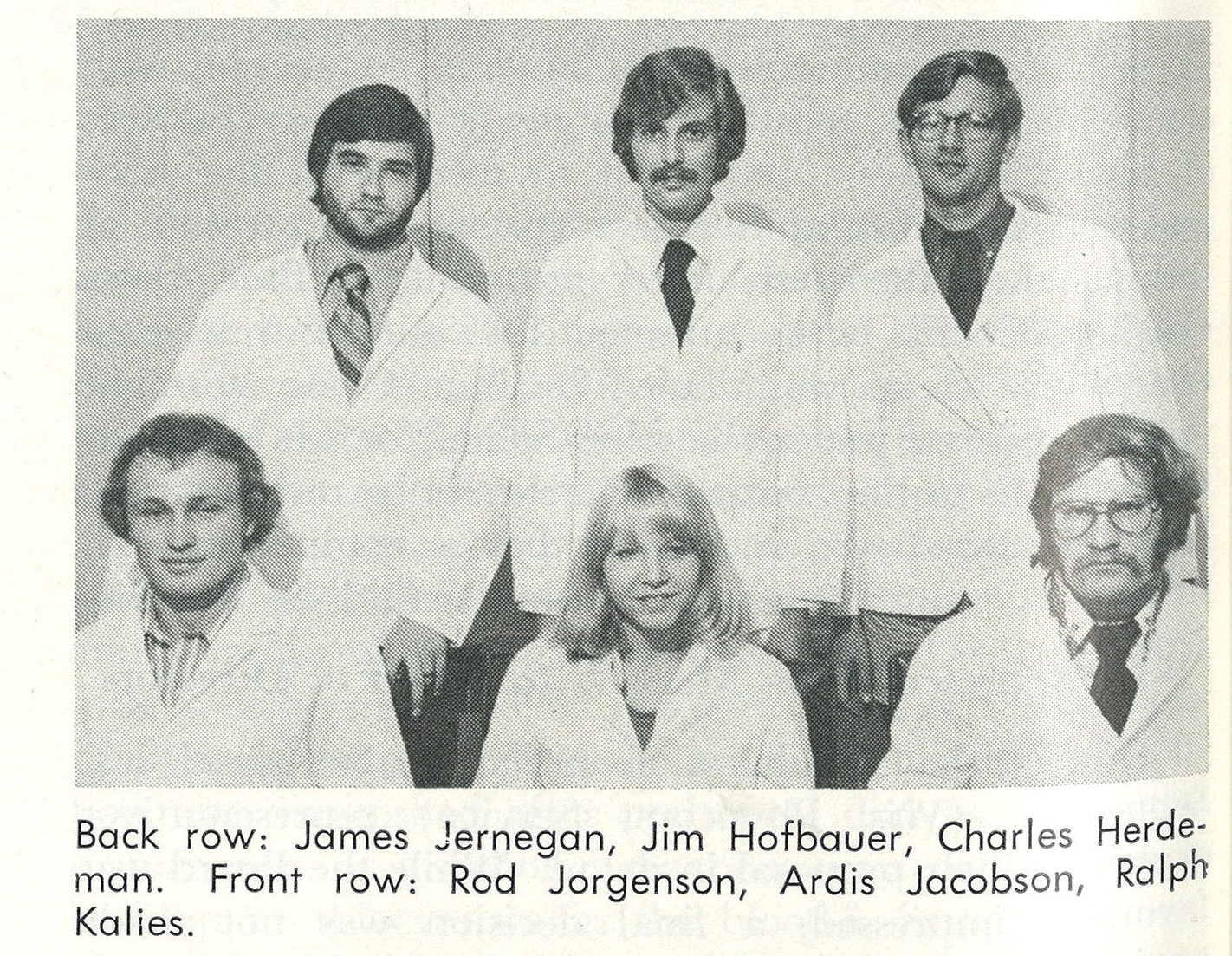 Black and white photo of Class of 1975 pharmacy students