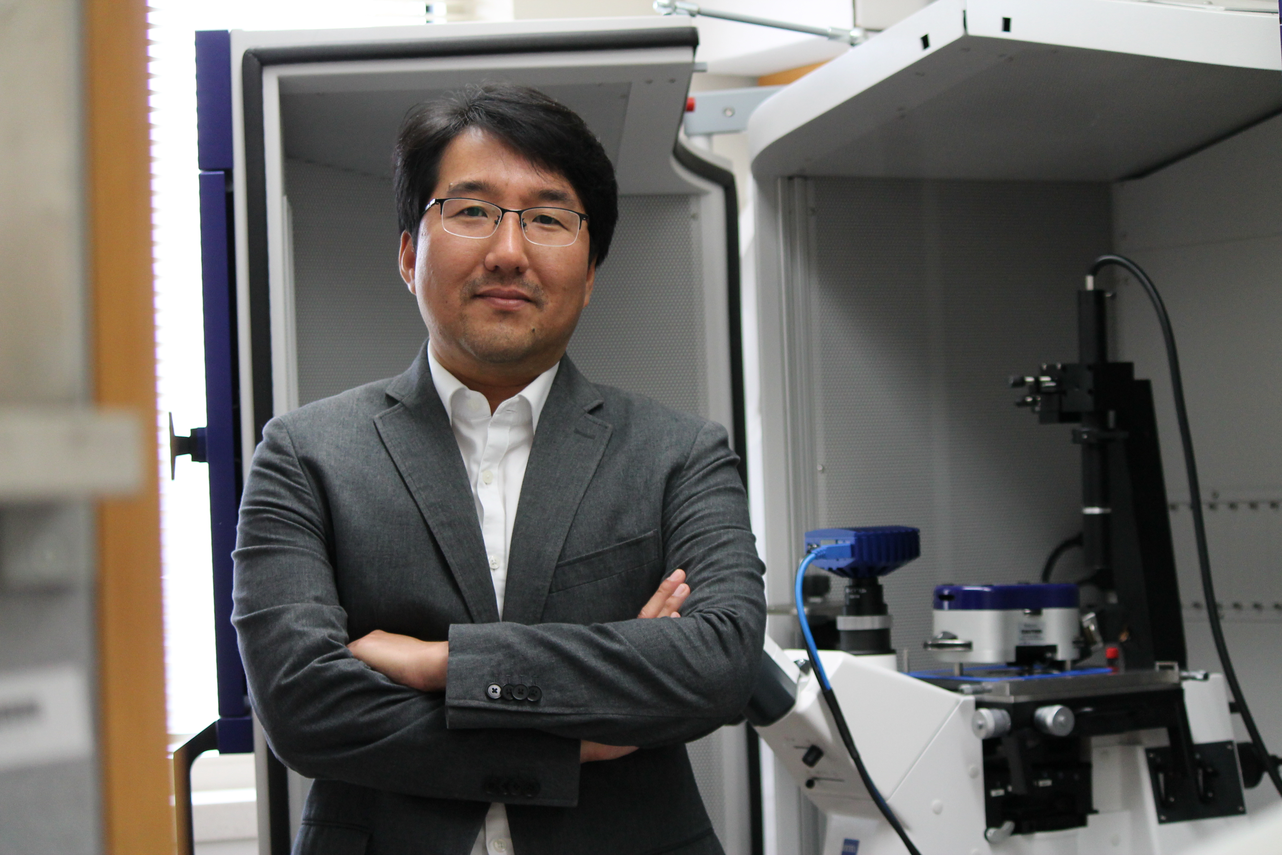 Professor Seungpyo Hong