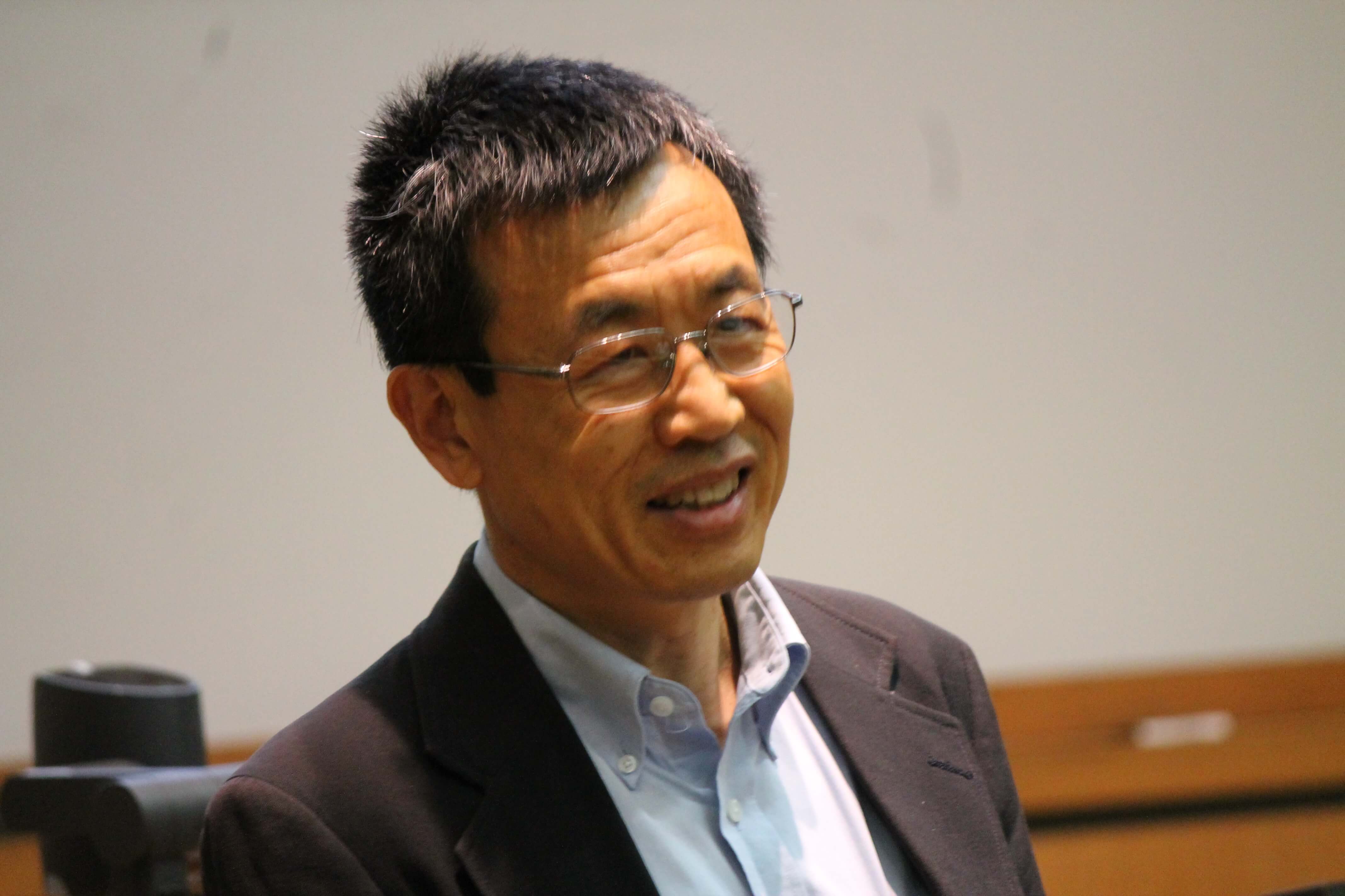 Headshot of Professor Lian Yu