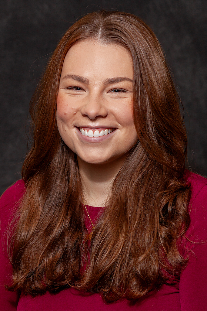 Brooke Foster headshot