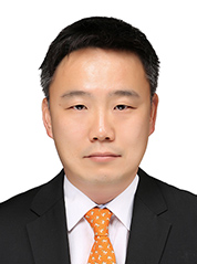 Dr. Sung Cheol Yoon, past visiting Scholar in Hong Lab