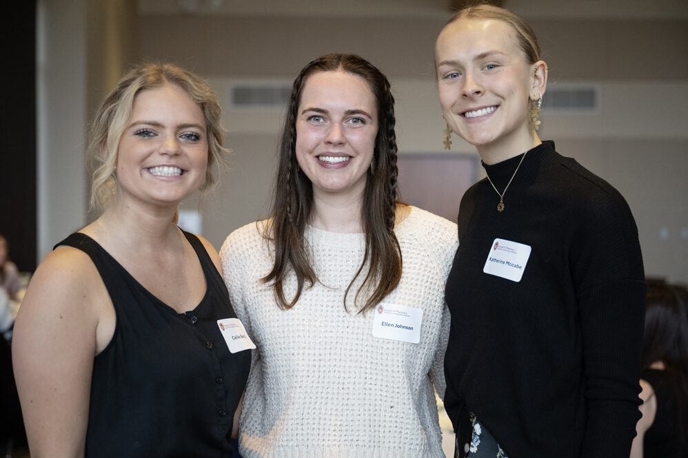 PharmD students pose with donors.