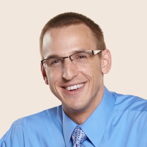 Headshot of Trent Thiede