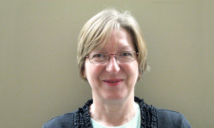 Headshot of Mary-Jo Knobloch