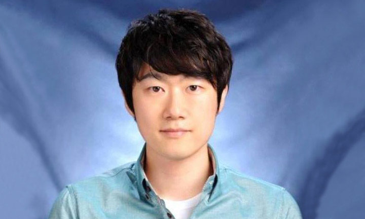 Headshot of Dae Hwan Shin, PhD