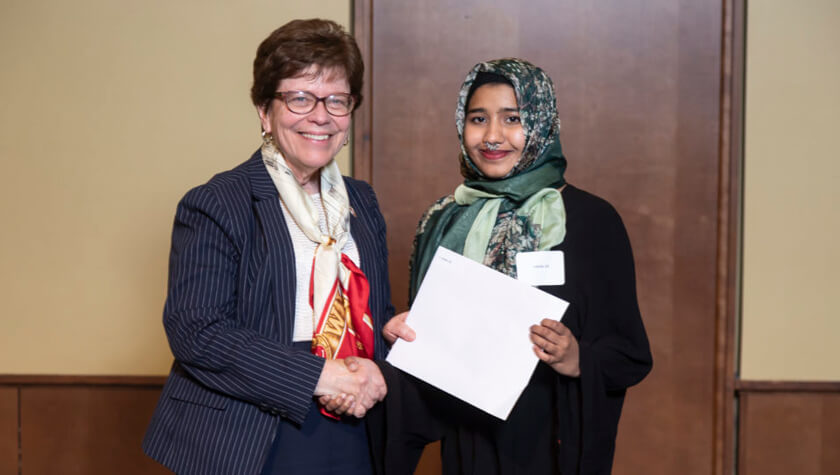 PharmTox student and 2019 Hilldale Fellowship winner Adeela Ali with Chancellor Rebecca Blank.