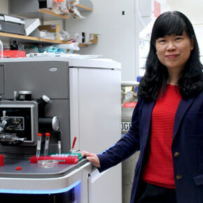 Lingjun Li in a pharmaceutical lab