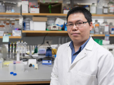 Quanyin Hu in his lab